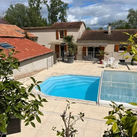 Image 2 - 16140 Aigre, France - House for sale