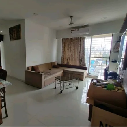 Image 4 - Axis Bank, Linking Road, Zone 3, Mumbai - 400054, Maharashtra, India - Apartment for sale