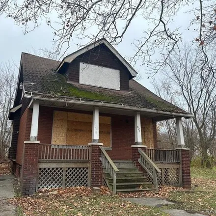 Buy this 4 bed house on 848 Philip Street in Detroit, MI 48215