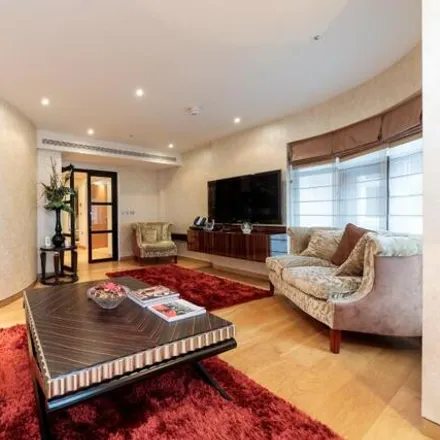 Image 4 - 527 Oxford Street, London, W1C 2QW, United Kingdom - Apartment for sale