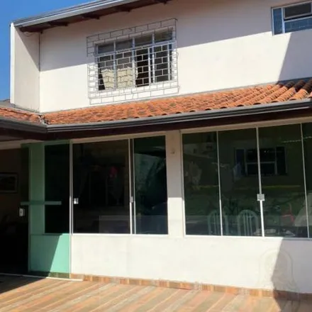 Buy this 3 bed house on Rua Alberto Koerbel in Iná, São José dos Pinhais - PR