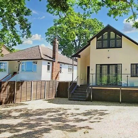 Buy this 3 bed house on 8 in 9 Mapledurham Drive, Purley on Thames