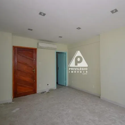 Buy this 1 bed apartment on Rua Senador Dantas 61 in Centro, Rio de Janeiro - RJ