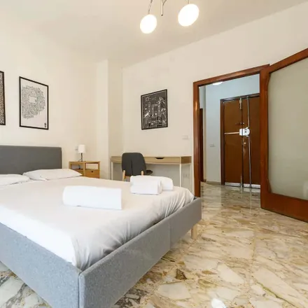 Image 9 - Nana, Corso Amedeo di Savoia Duca d'Aosta, 80136 Naples NA, Italy - Apartment for rent