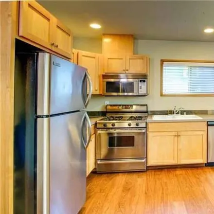 Rent this 2 bed townhouse on Seattle