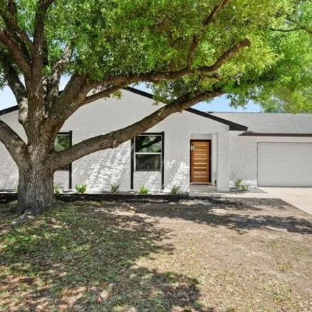 Image 2 - 12307 Willow Wild Drive, Austin, TX 78753, USA - House for sale