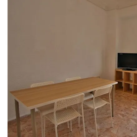 Rent this 4 bed apartment on Avinguda del Cardenal Benlloch in 46021 Valencia, Spain