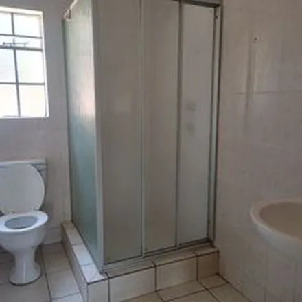 Image 5 - Rooihartbees Avenue, Theresapark, Pretoria, 0155, South Africa - Apartment for rent