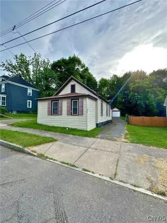 Buy this 3 bed house on 320 Lydell Street in City of Syracuse, NY 13204