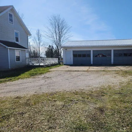 Image 4 - 663 Carson Road, Ashtabula County, OH 44004, USA - House for sale