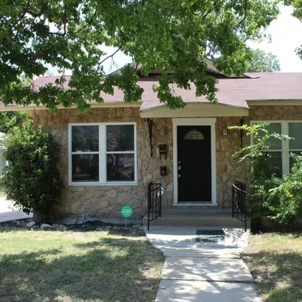 Rent this 3 bed house on 1920 West Mulberry Avenue in San Antonio, TX 78201
