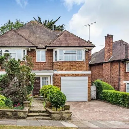 Buy this 4 bed house on Highview Gardens in Barnet, Great London
