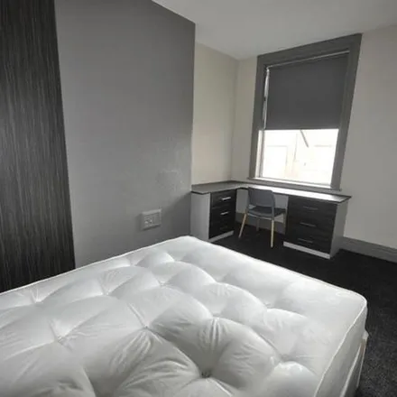 Rent this 5 bed apartment on 12 Stanmore Road in Leeds, LS4 2RX