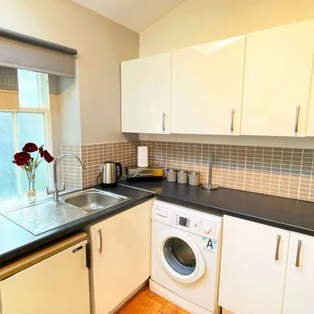 Image 6 - Midlothian, EH23 4QA, United Kingdom - Apartment for rent