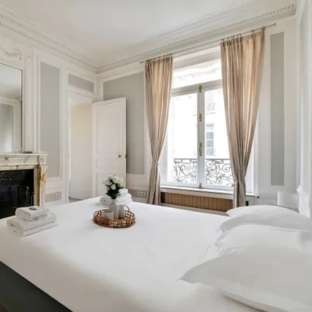 Image 2 - 20 Rue Beaujon, 75008 Paris, France - Apartment for rent