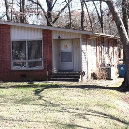 Buy this 4 bed house on 929 McArthur Street in Manchester, Coffee County