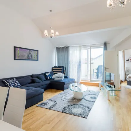 Rent this 3 bed apartment on Torstraße 156 in 10115 Berlin, Germany