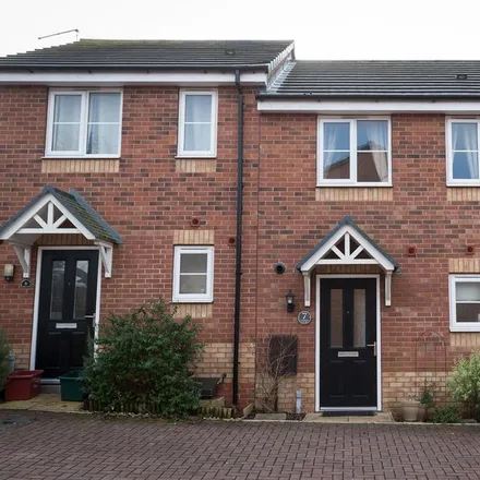 Rent this 2 bed townhouse on Coomer Court in Newcastle-under-Lyme, ST5 2HG