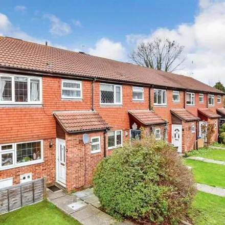 Buy this 3 bed townhouse on Claymore Close in London, SM4 5QL