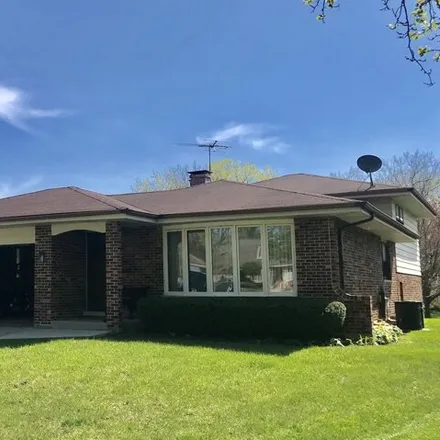 Rent this 4 bed house on 8498 Dixon Court in Darien, IL 60561