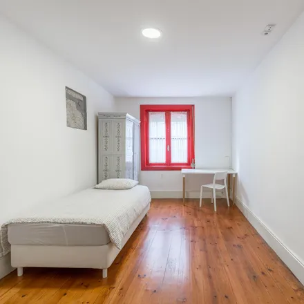 Rent this 1studio room on Panela do Vizinho in Rua do Conde de Ferreira, 4300-096 Porto