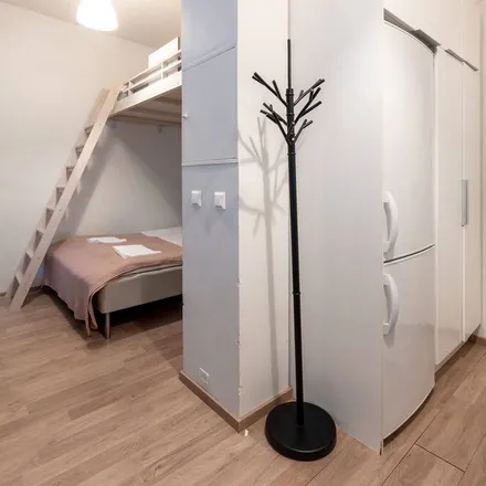 Rent this studio apartment on Runeberginkatu 6
