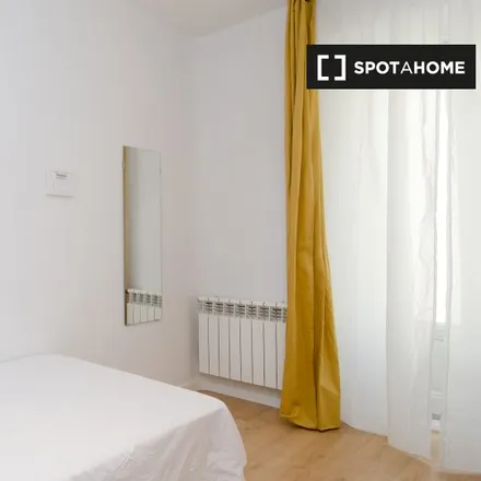 Rent this 7 bed room on Las Vistillas in Calle de Bailén, 28005 Madrid