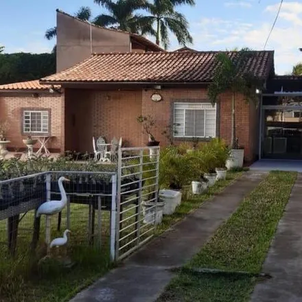 Buy this 2 bed house on Rua Porto Rico in Serra Grande, Niterói - RJ