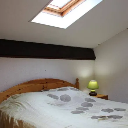 Rent this 2 bed house on Port-la-Nouvelle in Avenue Jean Moulin, 11210 Port-la-Nouvelle