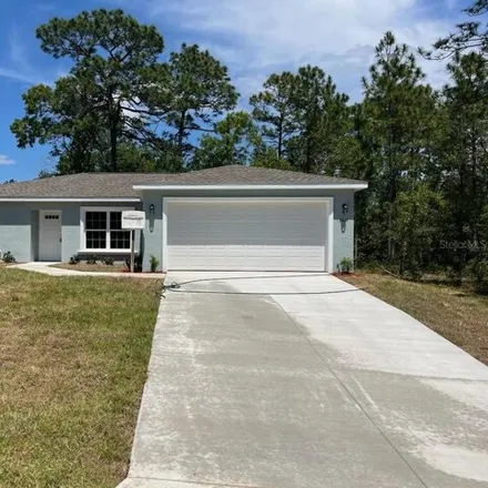 Buy this 3 bed house on 5533 North Bagwell Point in Citrus County, FL 34465