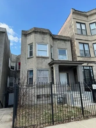 Buy this 7 bed house on 1114 South Francisco Avenue in Chicago, IL 60612