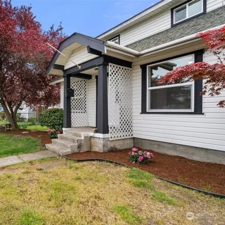 Image 4 - 5002 S Oakes St, Tacoma, Washington, 98409 - House for sale