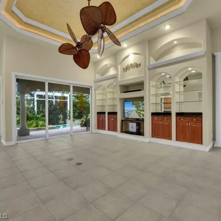 Image 3 - 648 Southeast 1st Terrace, Cape Coral, FL 33990, USA - House for sale