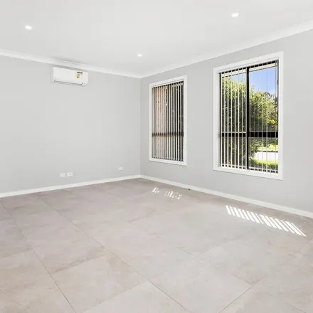 Image 4 - Chapman Street, Unanderra NSW 2526, Australia - Apartment for rent