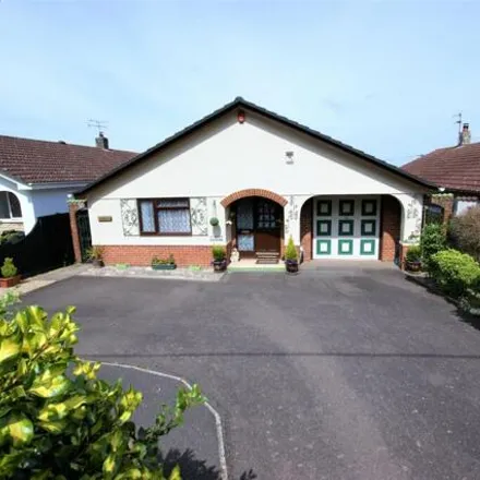 Buy this 3 bed house on Brook Lane in Corfe Mullen, BH21 3RD
