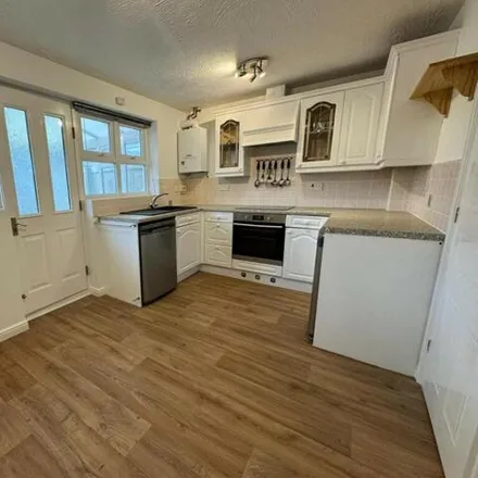 Image 2 - Colliers Break, Kingswood, BS16 7EB, United Kingdom - Townhouse for rent
