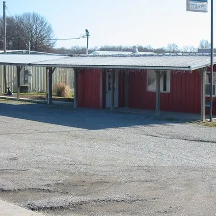 Image 2 - Captain Dan’s Barbeque & Grill, 823 West Helm Street, Brookfield, MO 64628, USA - House for sale