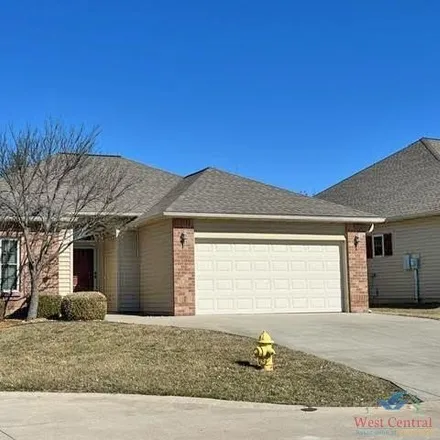 Buy this 2 bed house on unnamed road in Clinton, MO 64735