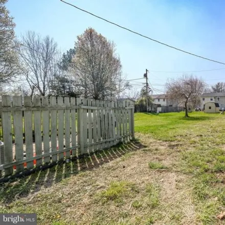Image 3 - 740 West 14th Street, Front Royal, VA 22630, USA - Townhouse for sale