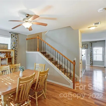Image 2 - 1421 Harpers Inlet Drive, Lake Wylie, York County, SC 29710, USA - Townhouse for sale