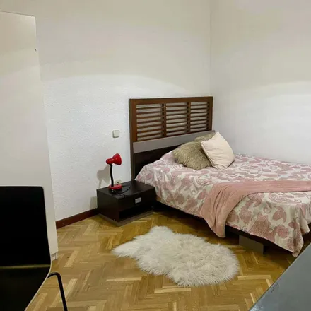 Rent this 7 bed room on Calle de Toledo in 62, 28005 Madrid