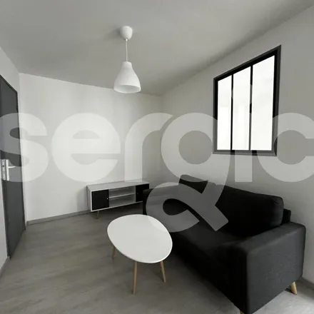 Rent this 2 bed apartment on 143 Rue Louis Blanc in 62400 Béthune, France