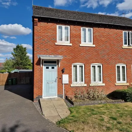 Rent this 3 bed duplex on Buddon Close in Leicester, LE3 9SL