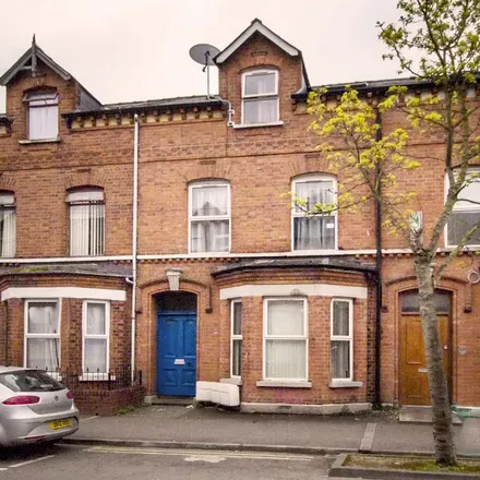 Rent this 3 bed apartment on Fitzroy Avenue in Belfast, BT7 1HU