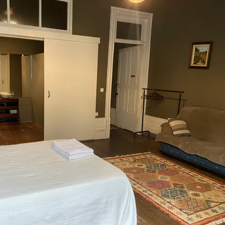 Rent this 1 bed room on Rua de João das Regras in 4000-145 Porto, Portugal