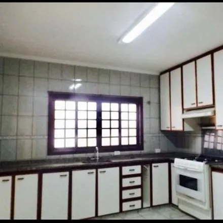 Rent this 3 bed house on Rua José Raimundo da Silva in Jardim Colinas, São José dos Campos - SP