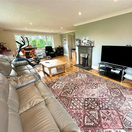 Image 2 - Foxbury Road, St. Leonards, East Sussex, Bh24 - House for sale