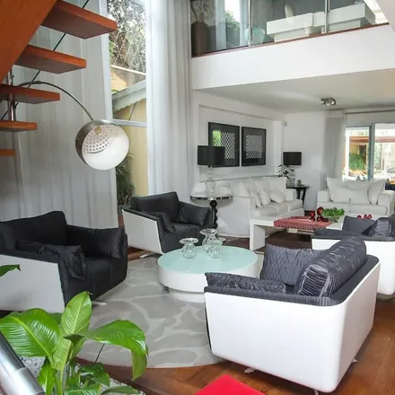 Rent this 3 bed house on Rua Brazil Ferreira Martins in Jardim Marajoara, São Paulo - SP