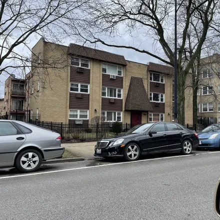 Buy this 2 bed house on 1615-1617 West Touhy Avenue in Chicago, IL 60645