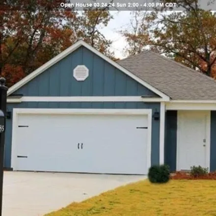 Rent this 3 bed house on Creek Circle in Shadywood, Jefferson County